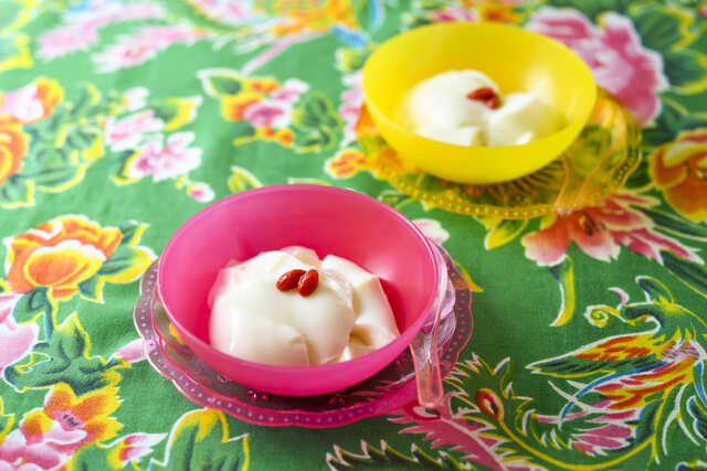 【成城石井が見てきた！台湾美食祭】成城石井自家製 とろり、とろける本格杏仁豆腐 431円