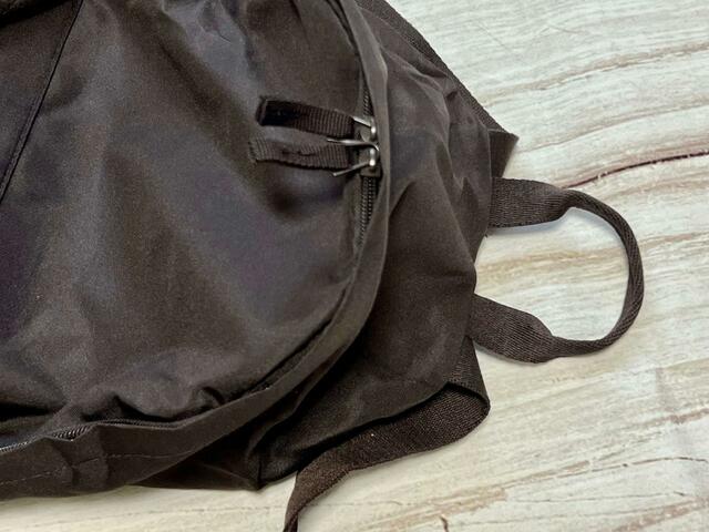 【otonaMUSE(オトナミューズ)6月号増刊】メインスペースのファスナーにも同色のスライダーがついてます!