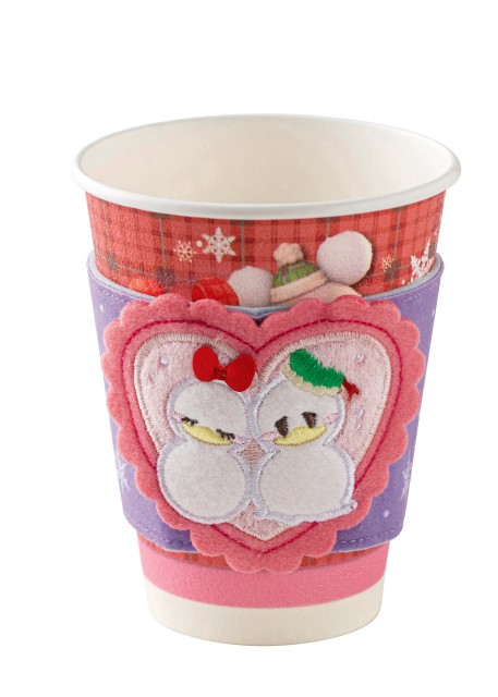 アップル＆シナモンのホットドリンク、スーベニアスリーブ付き ¥400