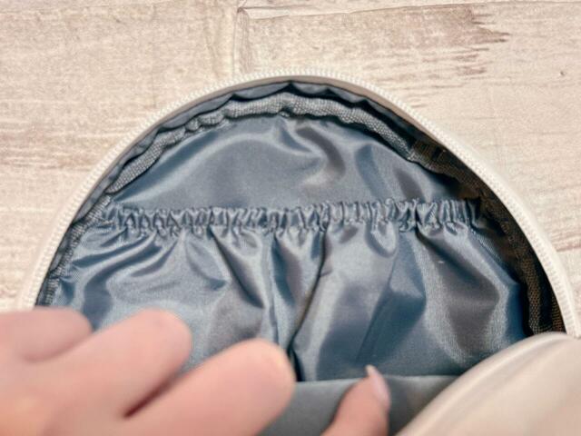 内ポケット付きなので仕分け収納も可能