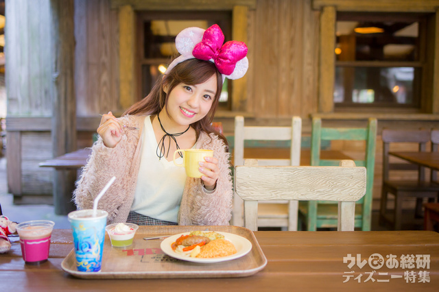 ​ベースキャンプの雰囲気いっぱいの屋外座席もおススメ