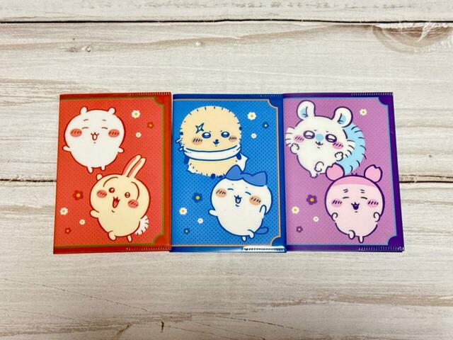 【ちいかわ A6カバー付きノート】各110円（税込）