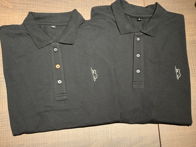 ディック・ブルーナ テーブルオリジナルのポロシャツ