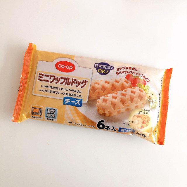 【COOP】「ミニワッフルドッグ（チーズ）」