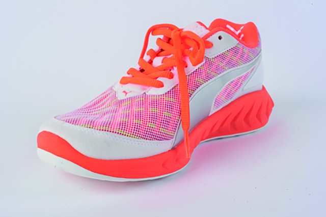 PUMA プーマ イグナイト アルティメイトマルチ ウィメンズ