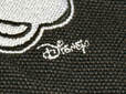 「Disney」ロゴの刺繍も入っているのがうれしい♪