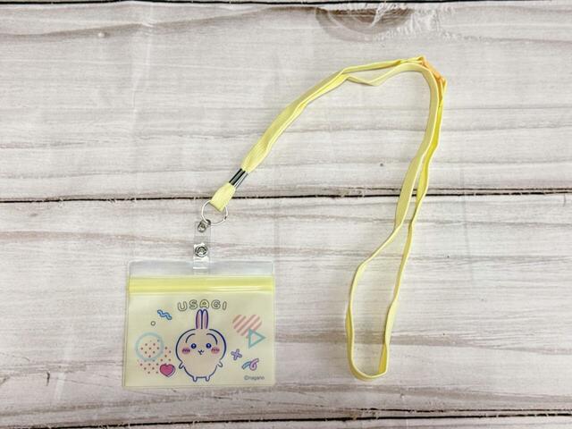 【ちいかわ×DAISO限定デザイン】「ストラップ付き名札 ちいかわ」サイズ：＜名札＞（約）縦9.5×横11cm ＜ストラップ＞（約）全長47cm
