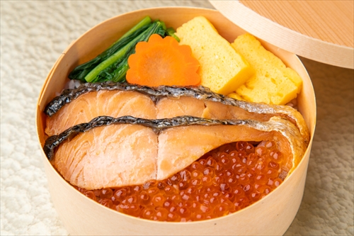 しゃけいくらめし