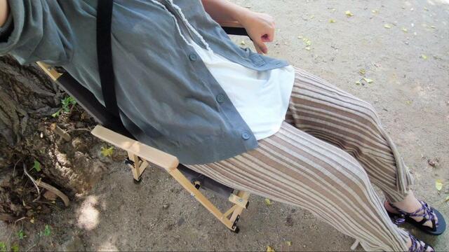 【ワークマン 燃え広がりにくいキャンピングチェア】木陰に吹く風が気持ちいい