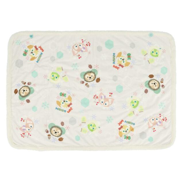 ブランケット 6,600円｜「ダッフィー＆フレンズのシークレット・オブ・スノーウィーデイ」グッズ｜販売店舗：東京ディズニーシー「マクダックス・デパートメントストア」｜発売日：2025年11月4日（火）
