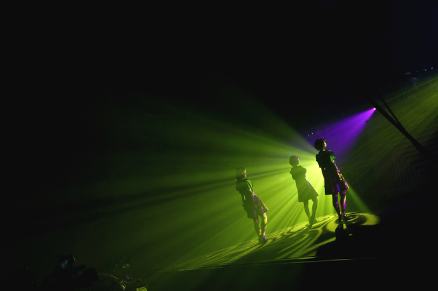 オフィシャルショット