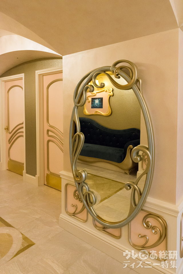 「ビビディ・バビディ・ブティック」廊下｜東京ディズニーランド ワールドバザール