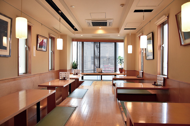 八ツ目や にしむら（巣鴨） 内観