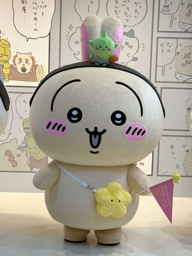 うさぎはゴブリンのカチューシャと星のポシェットを着用。ぴょんぴょん跳ねて元気な姿を見せてくれました！