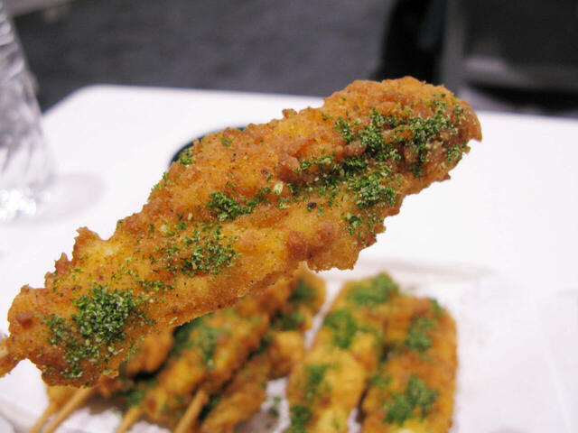 揚げ物のガッツリ感は味わえつつ、ささみなので結構さっぱりしてるのもうれしい