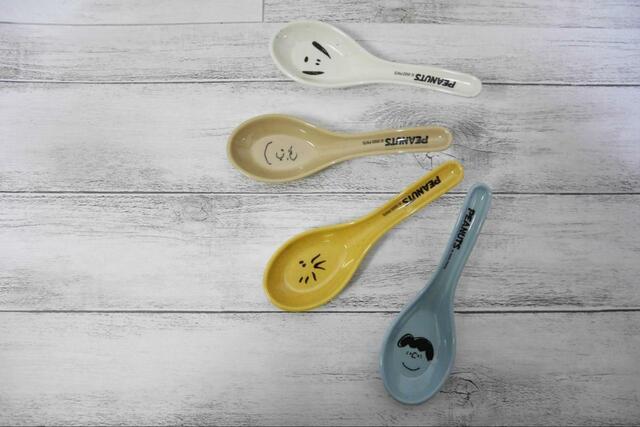 【SPRiNG2023年2月号 スヌーピーと仲間たちのレンゲ4本セット】キュートなデザインでホームパーティーにぴったり