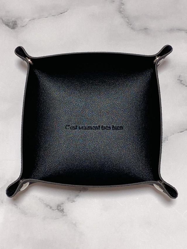 【CanDo（キャンドゥ）×LOVEHOME】フェイクレザートレー