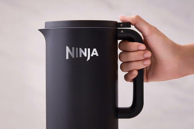 Ninja Grip付きハンドル【Ninja® Soupi(スーピー) オートスープメーカー】