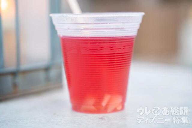 ホットロゼワイン(ストロベリー&ピーチ)780円