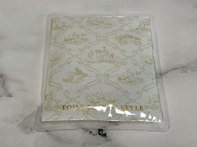 【Seria（セリア）】お色はブルーとベージュの2色展開。サイズは12cm×10cmです