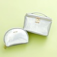 【マリークワント】「エンボスコスメ バニティ」¥6,160、「ラウンドポーチ」¥4,400