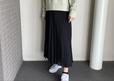 【ユニクロ　プリーツスカート】今回はブラックのMサイズを購入しました