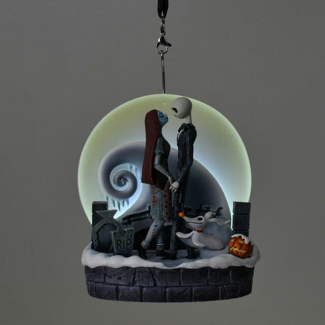 ジャック・スケリントン＆サリー、ゼロ オーナメント ライトアップ Tim Burton's The Nightmare Before Christmas Disney Christmas Ornament 2,800円 ※一部店舗限定