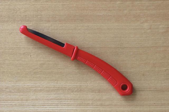 【ダイソー】ケース付きダンボールカッター／100円