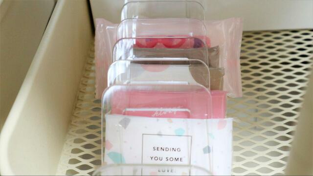 【セリア ハンカチスタンド】子ども用ワゴンにポケットティッシュ類を