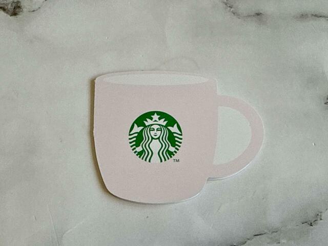 カップ型のメッセージカード。淡いピンクがかわいい♪