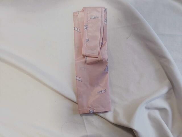 持ち手部分を折りこむ