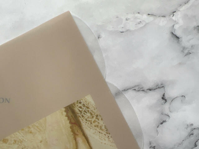 スカラップの見出しがかわいい