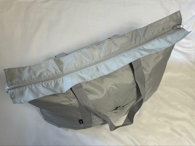 【tower 洗える持ち帰り寿司・ピザが入るかばん】上部はファスナー付き。中身が見えず安心です♪