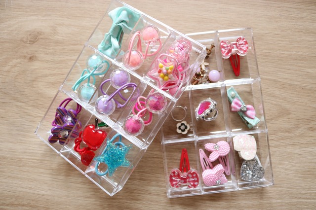 仕切り付きクリアケース（セリア）