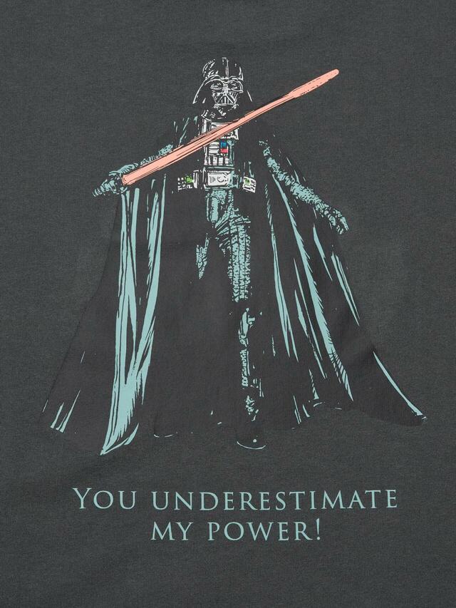 グラフィックTシャツ ¥1,990｜ユニクロ UT ディズニー「マジック フォー オール アイコンズ」