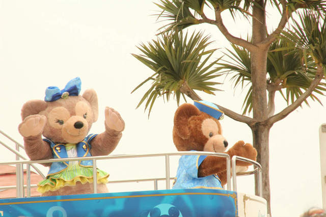 ダッフィーとシェリーメイ - We are One 豊見城パレード