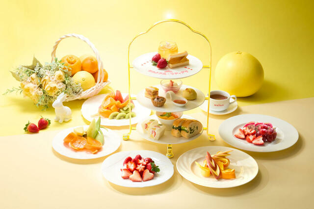 「タカノフルーツティアラ 春のはじまり～Strawbery＆Citrus～」＜期間：2025年3月1日～3月31日＞【【120分食べ放題】苺とチョコがテーマ！タカノフルーツ「アフタヌーンティーセット付きフルーツ食べ放題」開催】