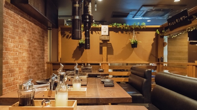 タンとレモンサワー 焼肉 べぶや 大崎店