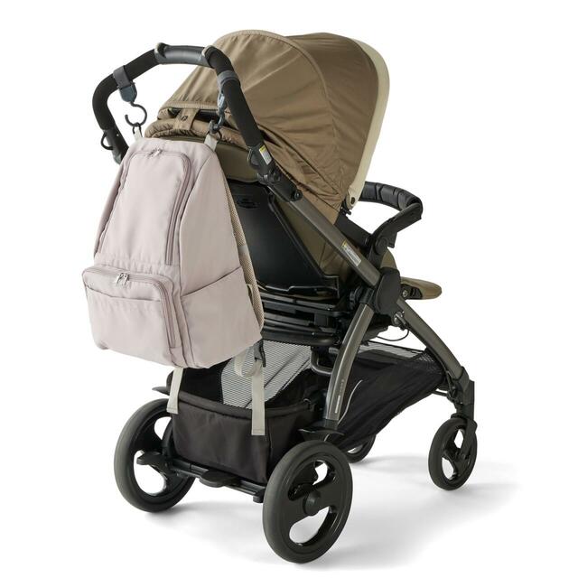 ワークマン　高撥水マルチシートインマザーズリュック　ベビーカーに下げられるDカンつき