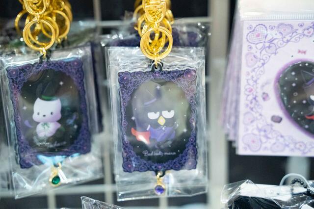 キャラクターキーホルダー 990円｜グッズ｜サンリオピューロランド ハロウィーンスペシャルイベント「PUROHALLOWEEN」