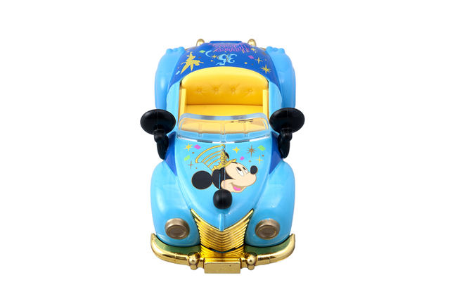 ミッキーのロードスター トミカ 1,200円|ディズニー・ビークル・コレクショ|高さ約2.5×幅約3.5×長さ約7cm|東京ディズニーランド「グランドエンポーリアム」、東京ディズニーシー「エンポーリオ」|東京ディズニーリゾート35周年グランドフィナーレ