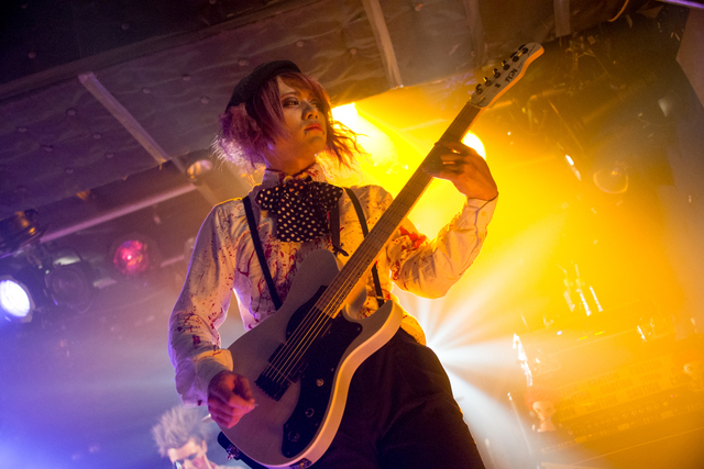 ザアザア・春（G）