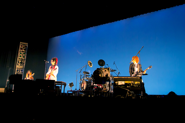 DEZERT／（撮影・さわきみのり）