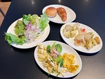 【ヴィラッツァ ドゥエ】彩りが鮮やかで、シンプルな野菜のイタリア料理をいただけます