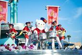 ハローキティのクリスマス・ハピネス・ウィズ・ハピネス・ ブラスバンド｜ユニバーサル・スタジオ・ジャパン「NO LIMIT！クリスマス」2022