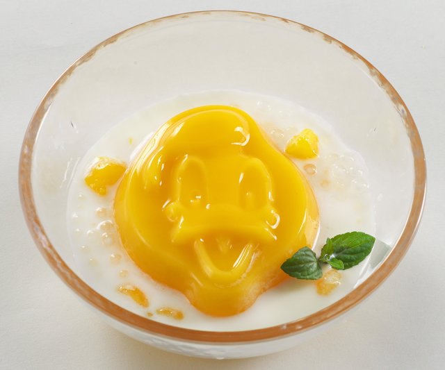 ヴォルケイニア・レストラン マンゴープリン