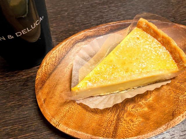 【はま寿司 濃厚チーズケーキ】甘さ控えめでさっぱりながら濃厚なチーズケーキ