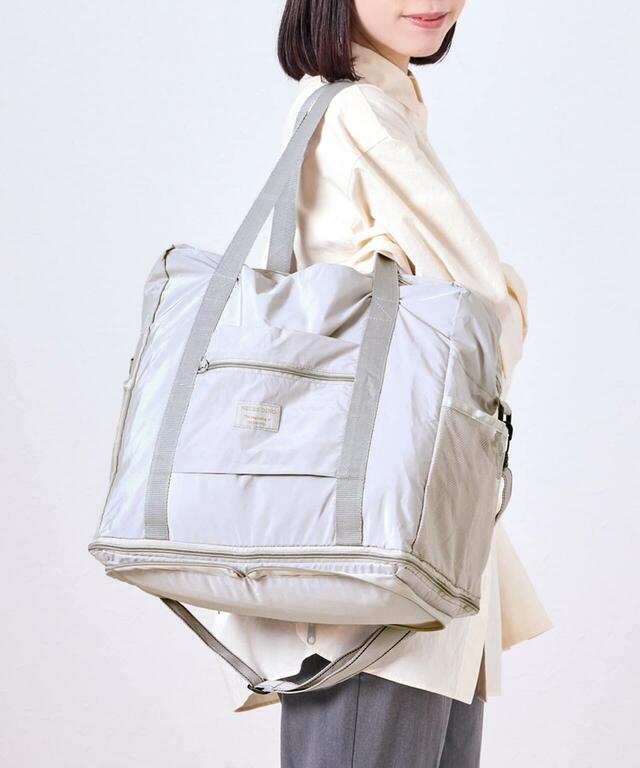 【3COINSの2024年秋の売れ筋バッグランキング 1位】「キャリーオン折りたたみバッグ」1,650円（税込）