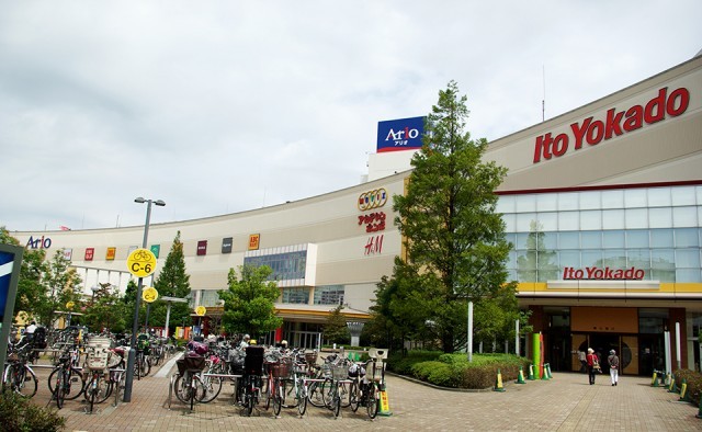 週末は大賑わいの「アリオ亀有」 