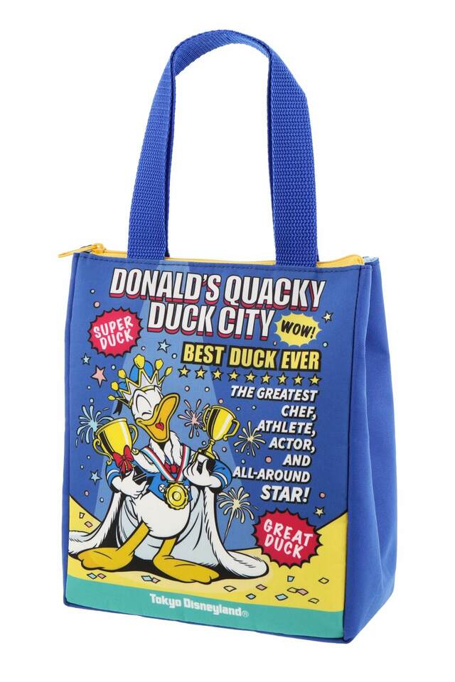 スーベニアランチケース 対象セットにプラス1,200円｜提供店舗：東京ディズニーランド「ヒューイ・デューイ・ルーイのグッドタイム・カフェ」｜スペシャルイベント「ディズニー・パルパル―ザ」第2弾「ドナルドのクワッキー・ダックシティ」スペシャルメニュー